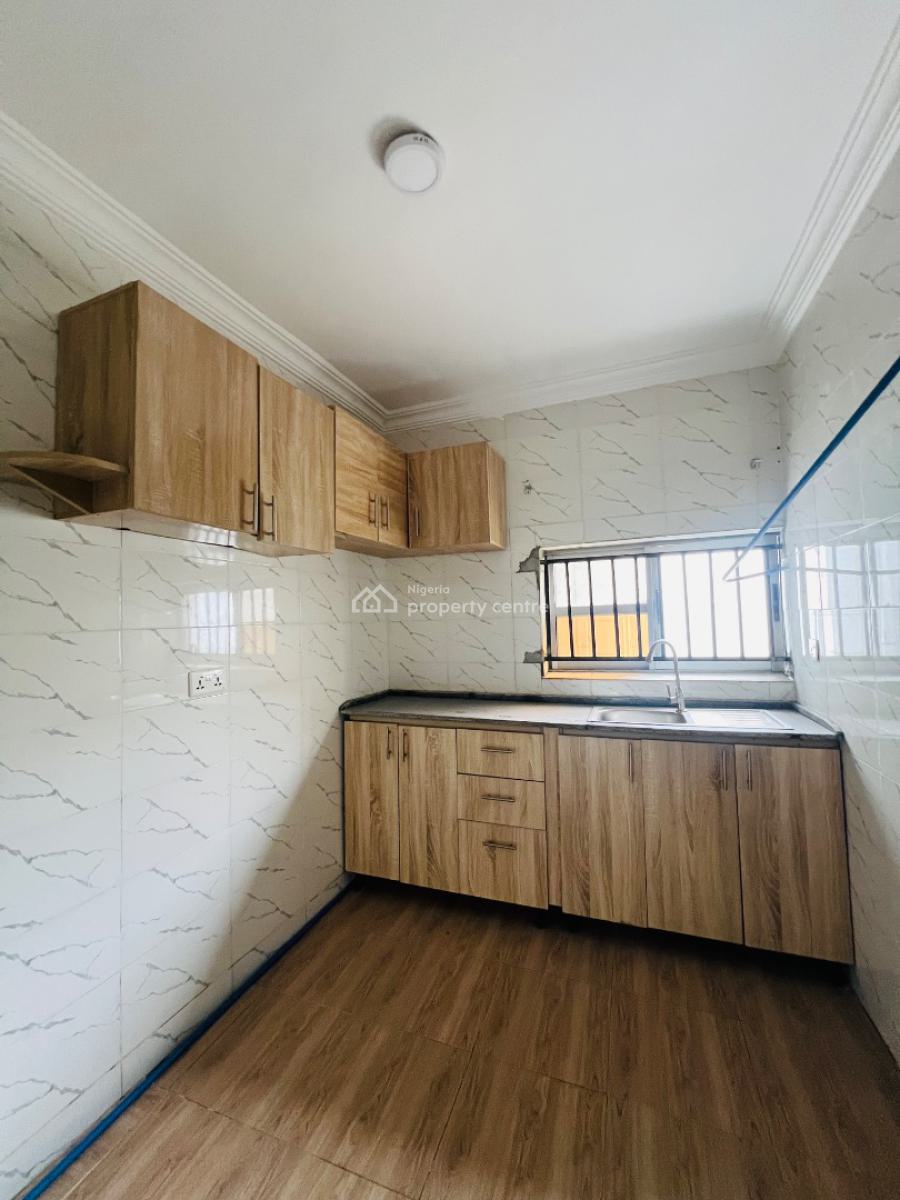 Standard 2bedroom Apartment, Orchid Road, Lekki, Lagos, Flat / Apartment for Rent