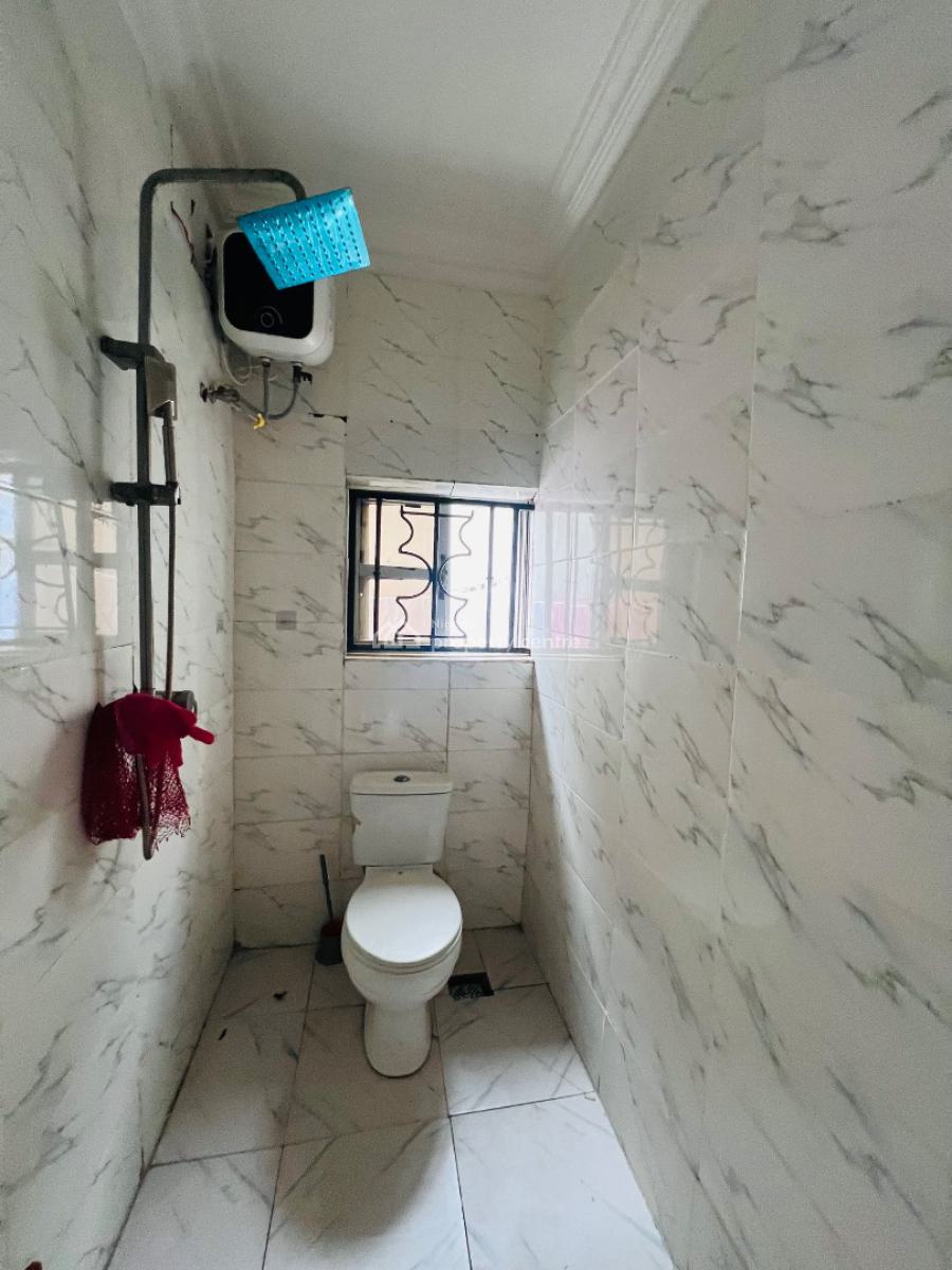 Standard 2bedroom Apartment, Orchid Road, Lekki, Lagos, Flat / Apartment for Rent