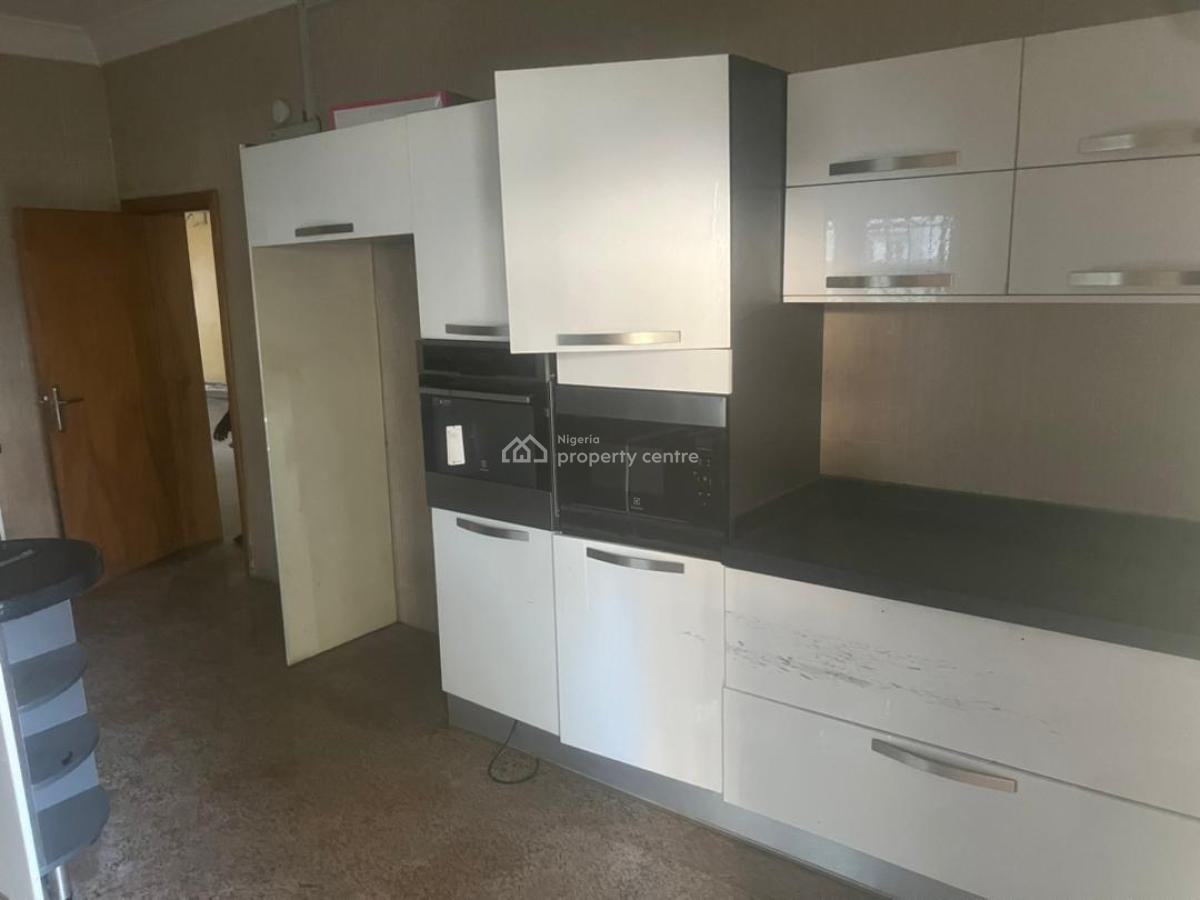 Self Compound 4 Bedroom Fully Detached House with 2 Rooms Bq, Lekki Phase 1, Lekki, Lagos, Detached Duplex for Rent