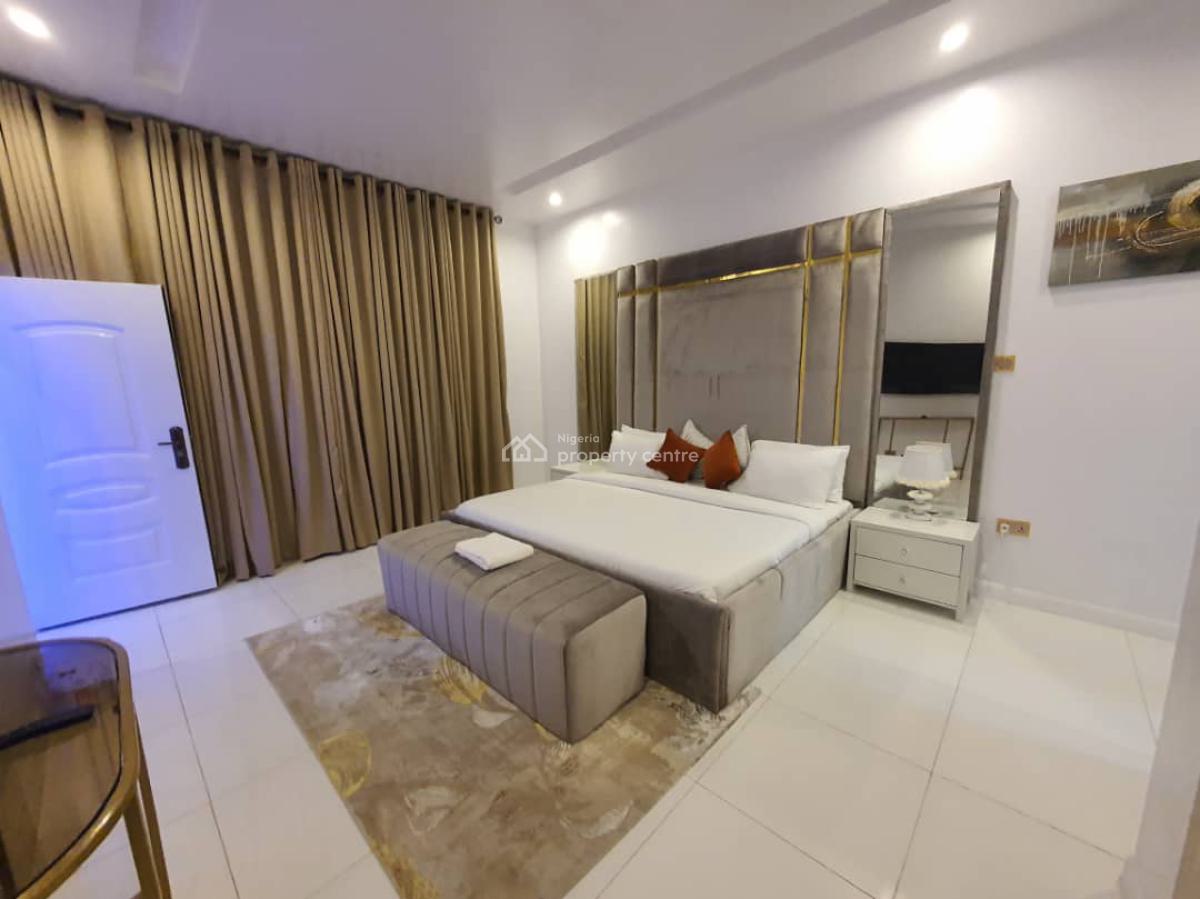 Full Furnished 3brm Terrace Duplex, Osapa, Lekki, Lagos, Terraced Duplex for Sale