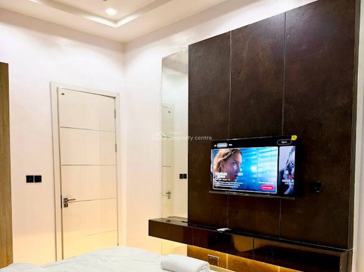 Serviced Apartment in Lekki 3 Bedroom, Tunde Joda Street, Ikate, Lekki, Lagos, Flat / Apartment Short Let