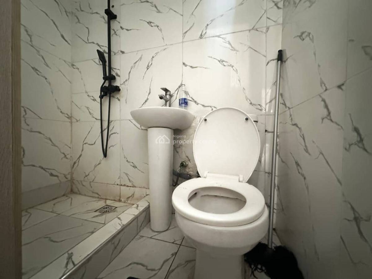 Luxury 3 Bedroom Terrace Home, Lekki County Estate, Ikota, Lekki, Lagos, Terraced Duplex for Rent