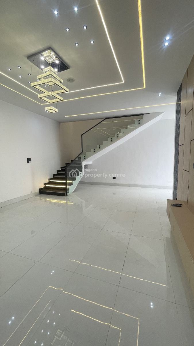 a Massive, Semi Detached  4bdr Luxury Duplex  + Bq in a Calm Estate, in a Calm Estate in Ikota, Ikota, Lekki, Lagos, Semi-detached Duplex for Sale