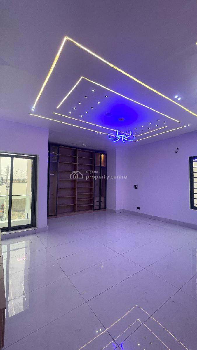a Massive, Semi Detached  4bdr Luxury Duplex  + Bq in a Calm Estate, in a Calm Estate in Ikota, Ikota, Lekki, Lagos, Semi-detached Duplex for Sale