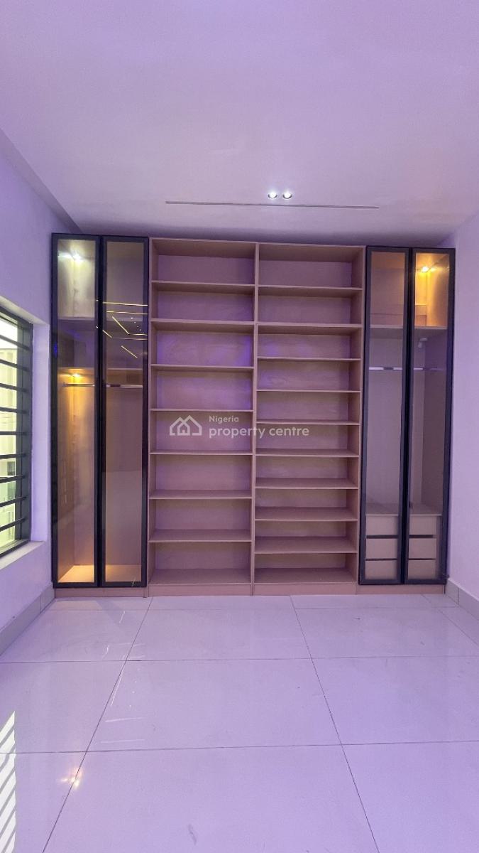 a Massive, Semi Detached  4bdr Luxury Duplex  + Bq in a Calm Estate, in a Calm Estate in Ikota, Ikota, Lekki, Lagos, Semi-detached Duplex for Sale