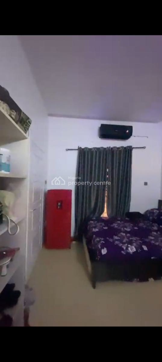 a Room in a Shared Apartment Upstairs Sharing Only Kitchen, Southlake Home Estate Ugochukwu Oji Off Spg Ologolo, Lekki, Lagos, Self Contain (single Rooms) for Rent