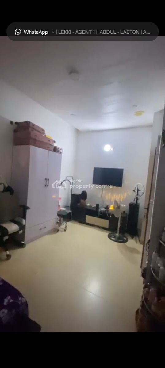 a Room in a Shared Apartment Upstairs Sharing Only Kitchen, Southlake Home Estate Ugochukwu Oji Off Spg Ologolo, Lekki, Lagos, Self Contain (single Rooms) for Rent