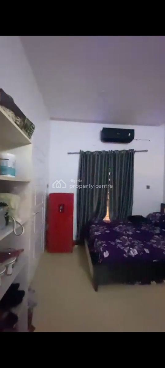 a Room in a Shared Apartment Upstairs Sharing Only Kitchen, Southlake Home Estate Ugochukwu Oji Off Spg Ologolo, Lekki, Lagos, Self Contain (single Rooms) for Rent
