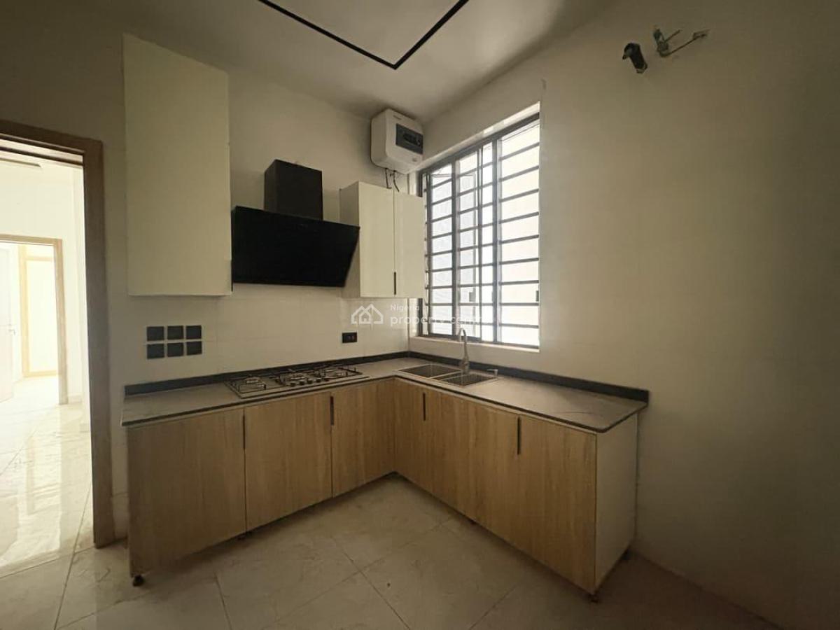 2 Bedroom Apartment in Lekki, Ikate, Lekki, Lagos, Flat / Apartment for Sale