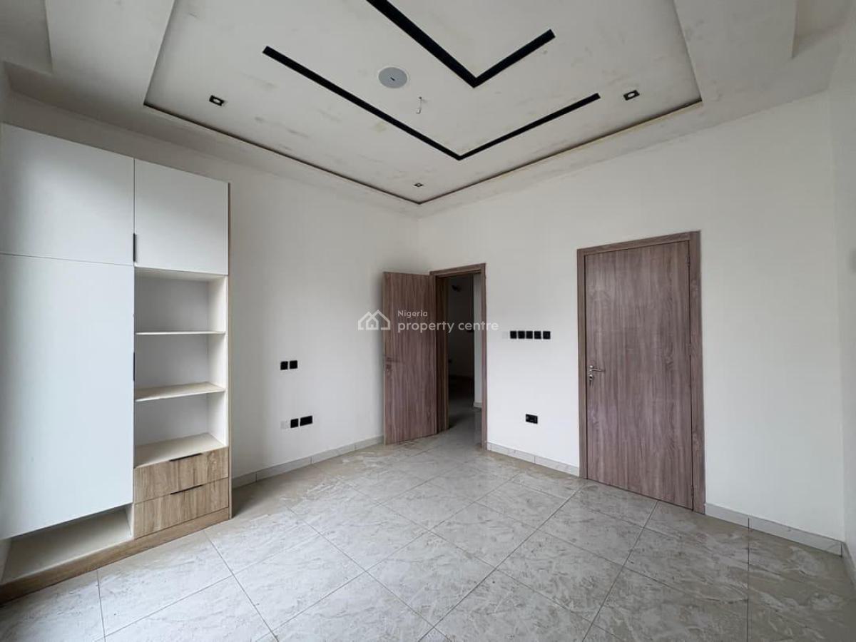 2 Bedroom Apartment in Lekki, Ikate, Lekki, Lagos, Flat / Apartment for Sale