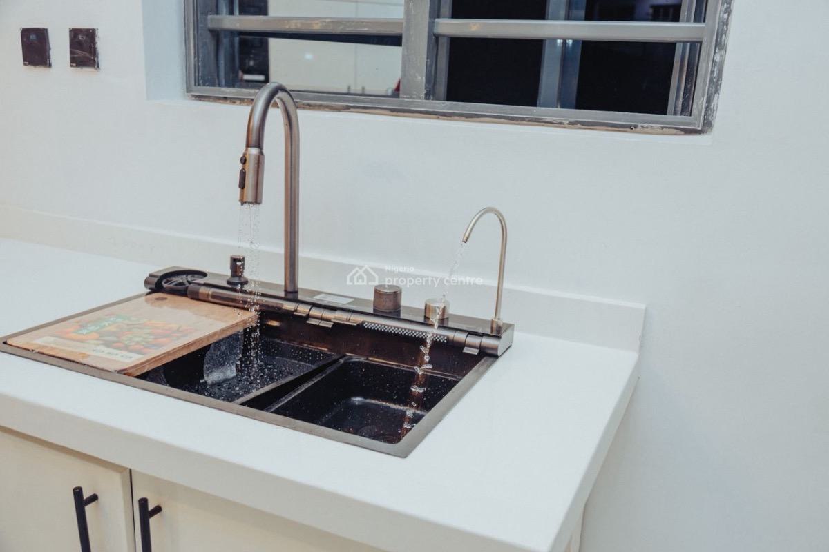 Gorgeously Built 7 Bedroom Fully Detached Duplex with Bq, Gra Phase 2, Magodo, Lagos, Detached Duplex for Sale