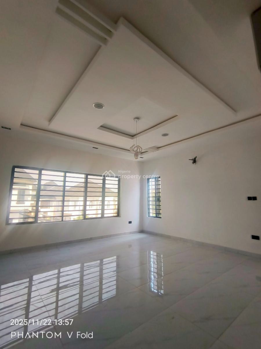 Newly Out 4bedrokm Terrence Duplex with Premium Finishing, Lekki Phase 2, Lekki, Lagos, Terraced Duplex for Rent