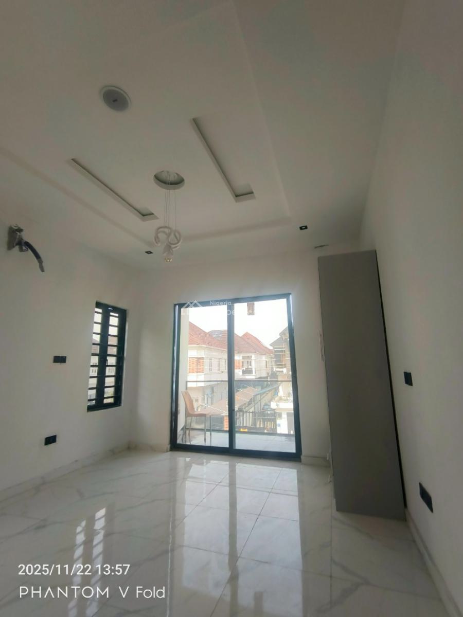 Newly Out 4bedrokm Terrence Duplex with Premium Finishing, Lekki Phase 2, Lekki, Lagos, Terraced Duplex for Rent