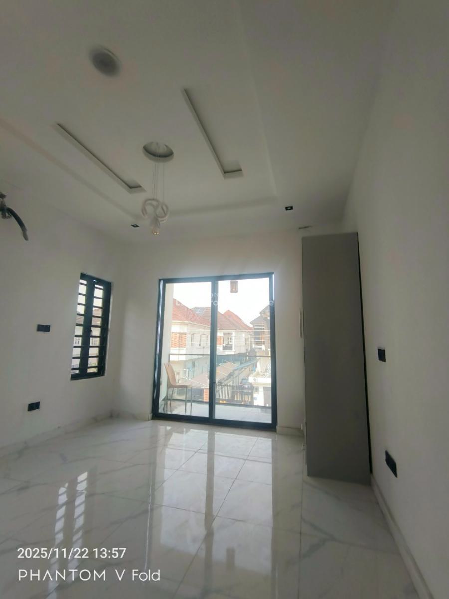 Newly Out 4bedrokm Terrence Duplex with Premium Finishing, Lekki Phase 2, Lekki, Lagos, Terraced Duplex for Rent