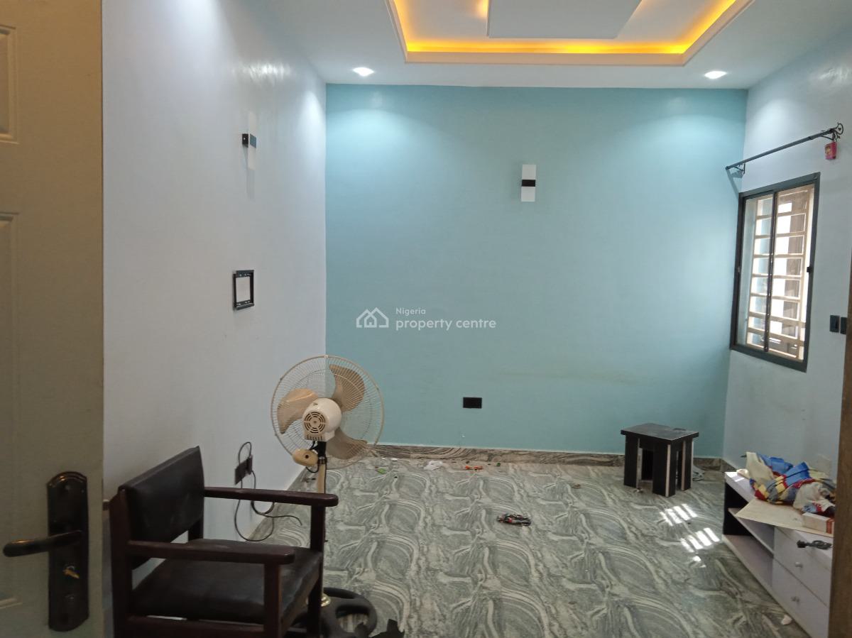 Luxury 3 Bedroom Terrace in an Estate, Dawaki Opp. Galadima, Dawaki, Gwarinpa, Abuja, Terraced Duplex for Rent