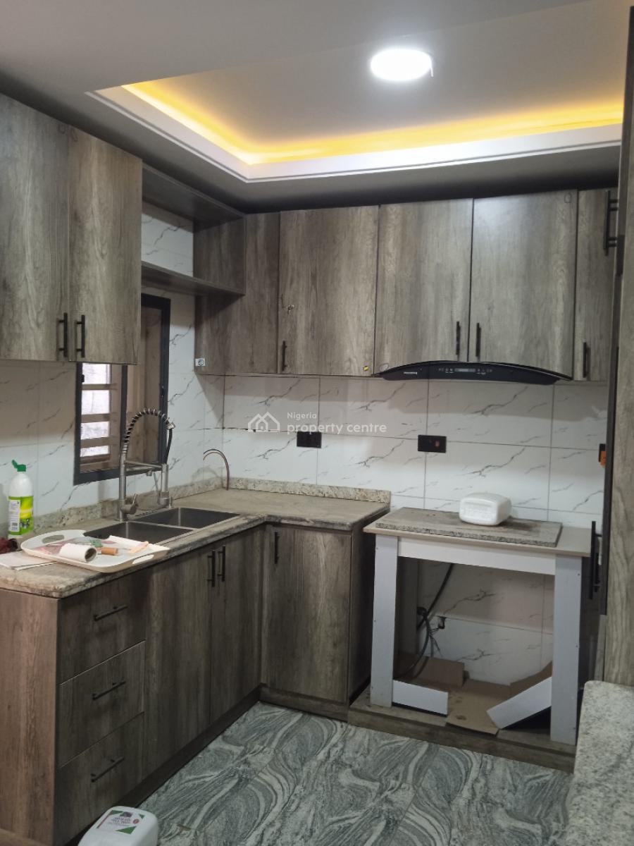 Luxury 3 Bedroom Terrace in an Estate, Dawaki Opp. Galadima, Dawaki, Gwarinpa, Abuja, Terraced Duplex for Rent