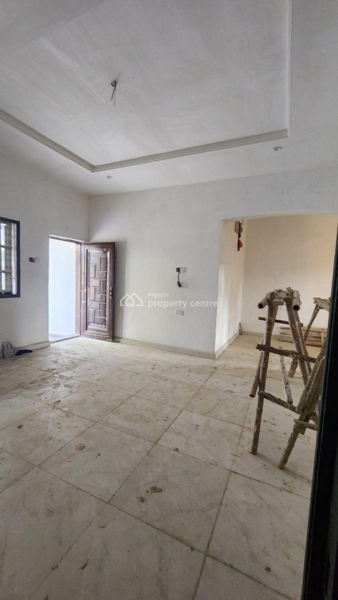 Brand New Standard Four (4) Units of Two (2) Bedrooms Flat, Off Oron Road, Uyo, Akwa Ibom, Block of Flats for Sale