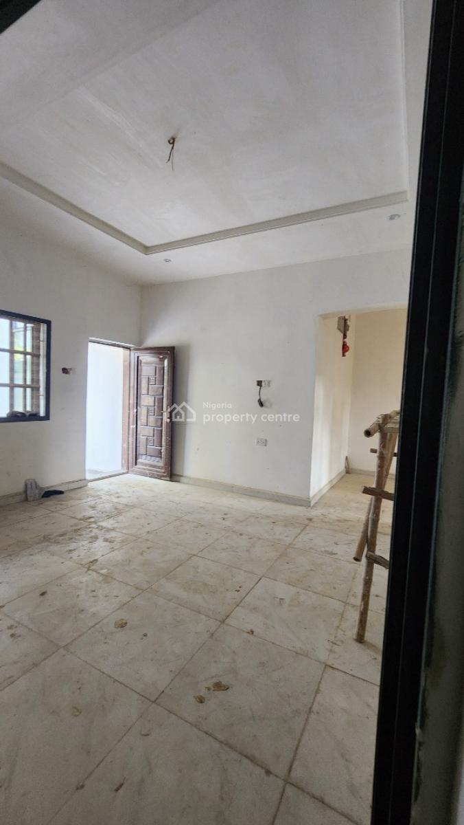 Brand New Standard Four (4) Units of Two (2) Bedrooms Flat, Off Oron Road, Uyo, Akwa Ibom, Block of Flats for Sale