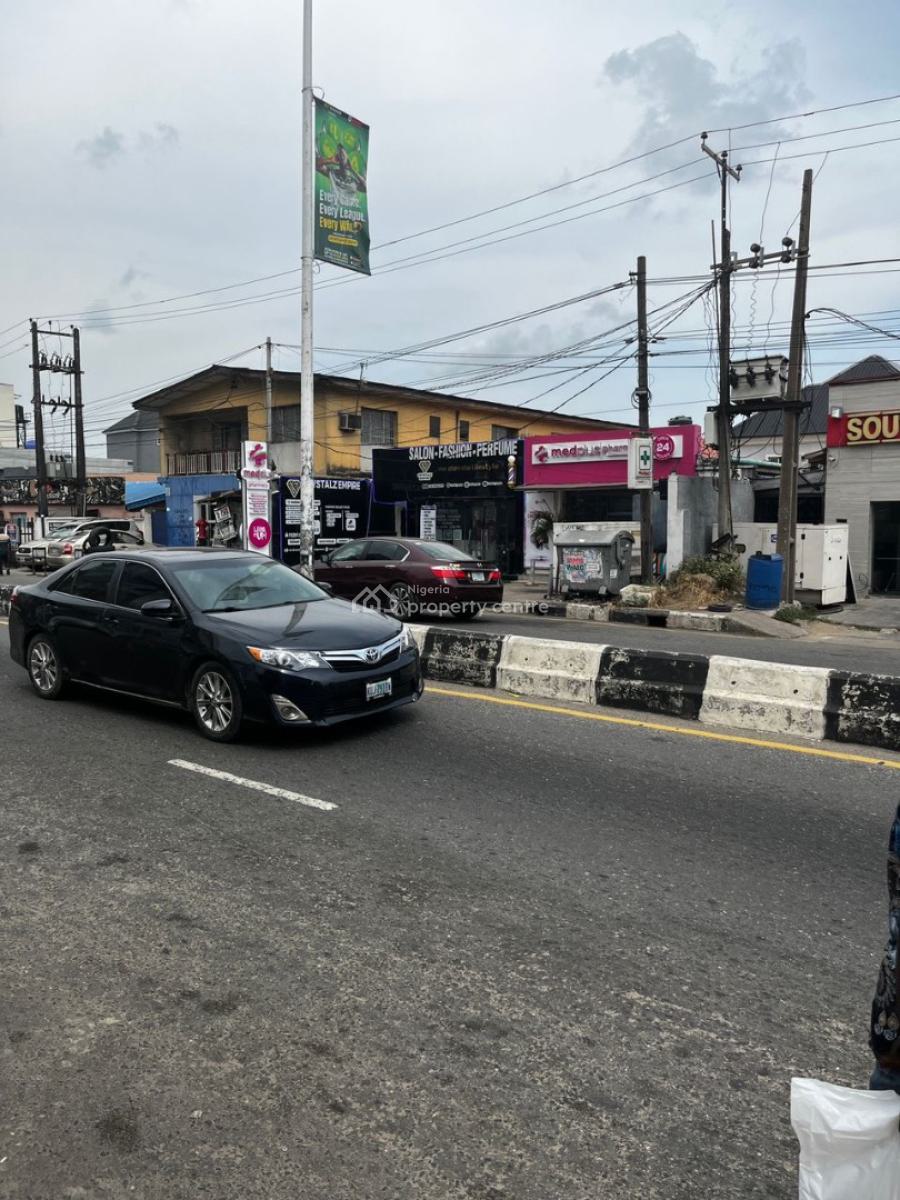 Bungalow Suitable for Commercial Purposes, Surulere, Lagos, Detached Bungalow for Sale