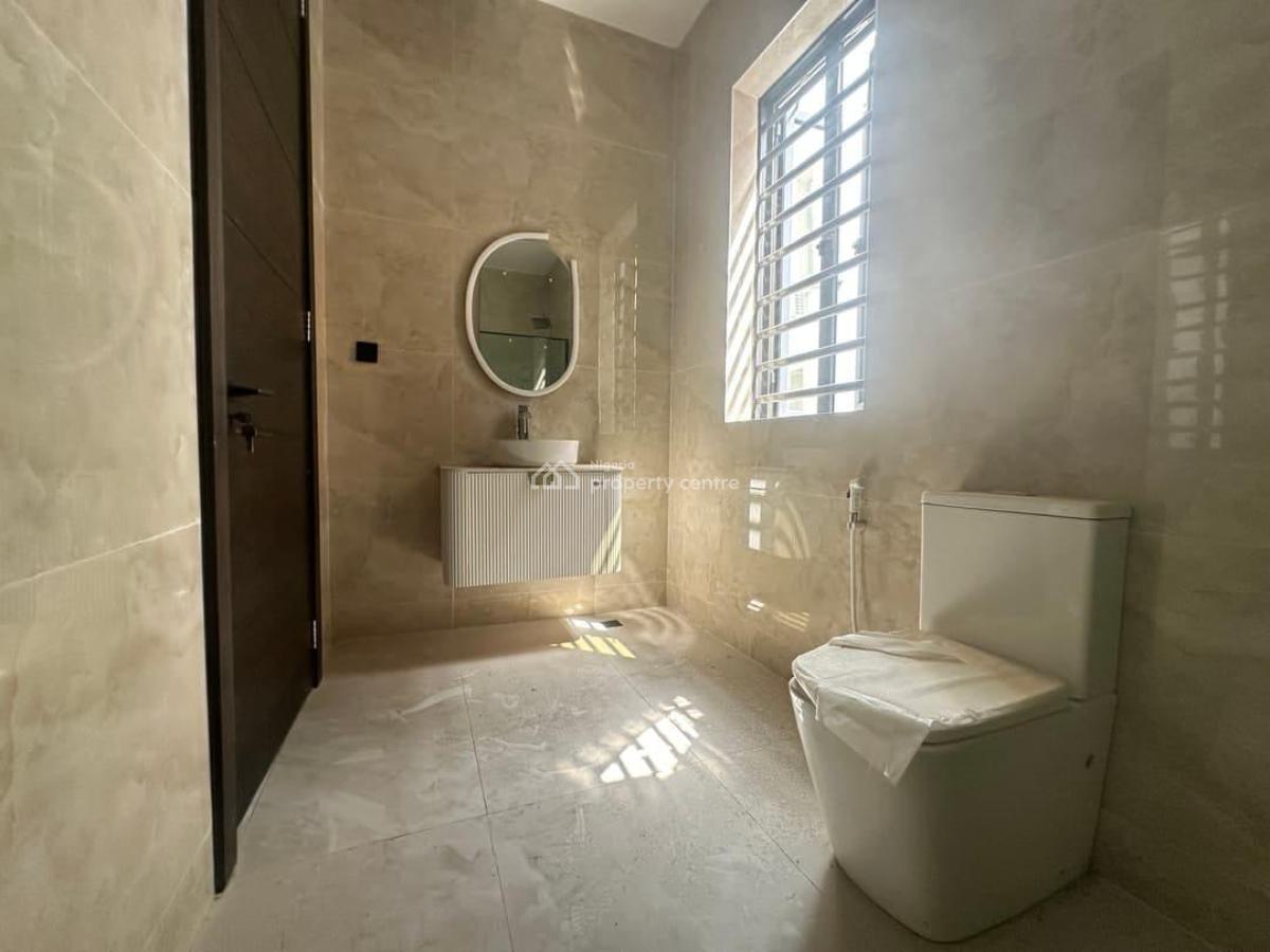 5 Bedroom Fully Detached House with Bq in Lekki, Ikota, Lekki, Lagos, Detached Duplex for Sale