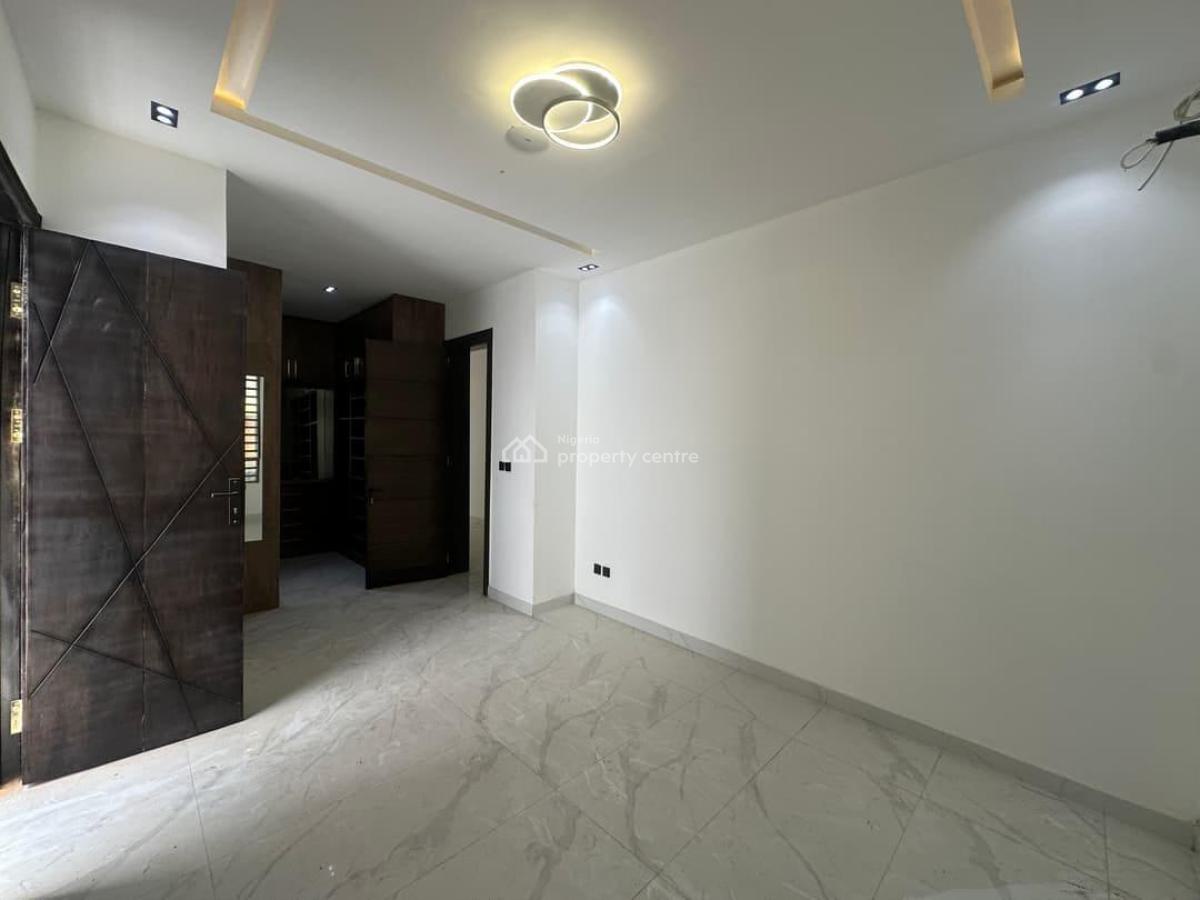 5 Bedroom Fully Detached House with Bq in Lekki, Ikota, Lekki, Lagos, Detached Duplex for Sale