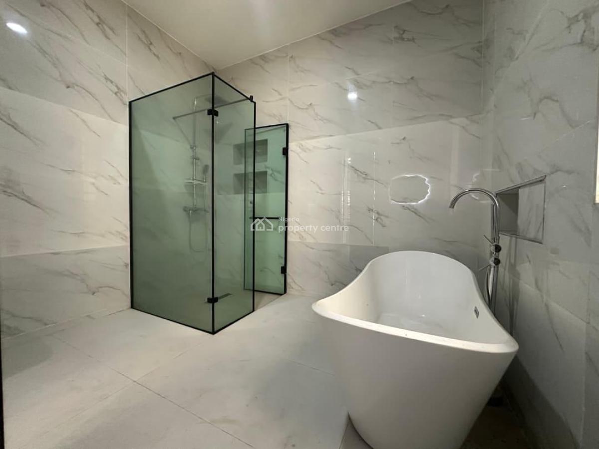 5 Bedroom Fully Detached House with Bq in Lekki, Ikota, Lekki, Lagos, Detached Duplex for Sale