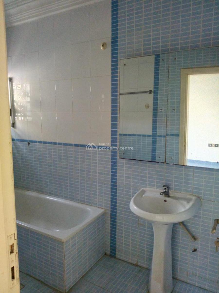 Luxury Block of 8 Units of 3 Bedroom Apartments, Lekki Phase 1, Lekki, Lagos, Block of Flats for Sale