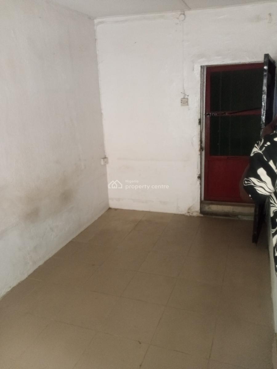 Self Contain Room, Off Adetola, Aguda, Surulere, Lagos, Self Contain (single Rooms) for Rent