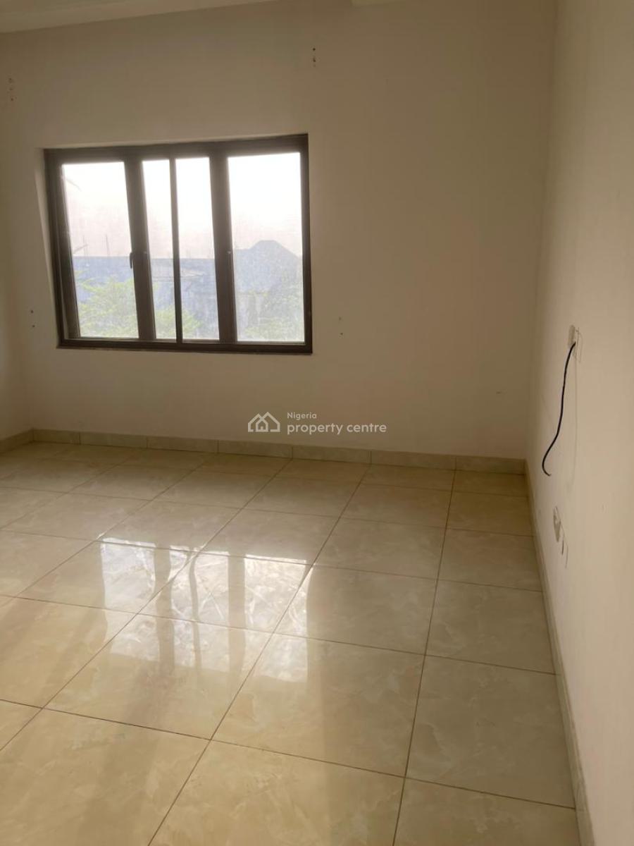 Luxurious 3bedroom Apartment with Bq, Guzape District, Abuja, Block of Flats for Sale