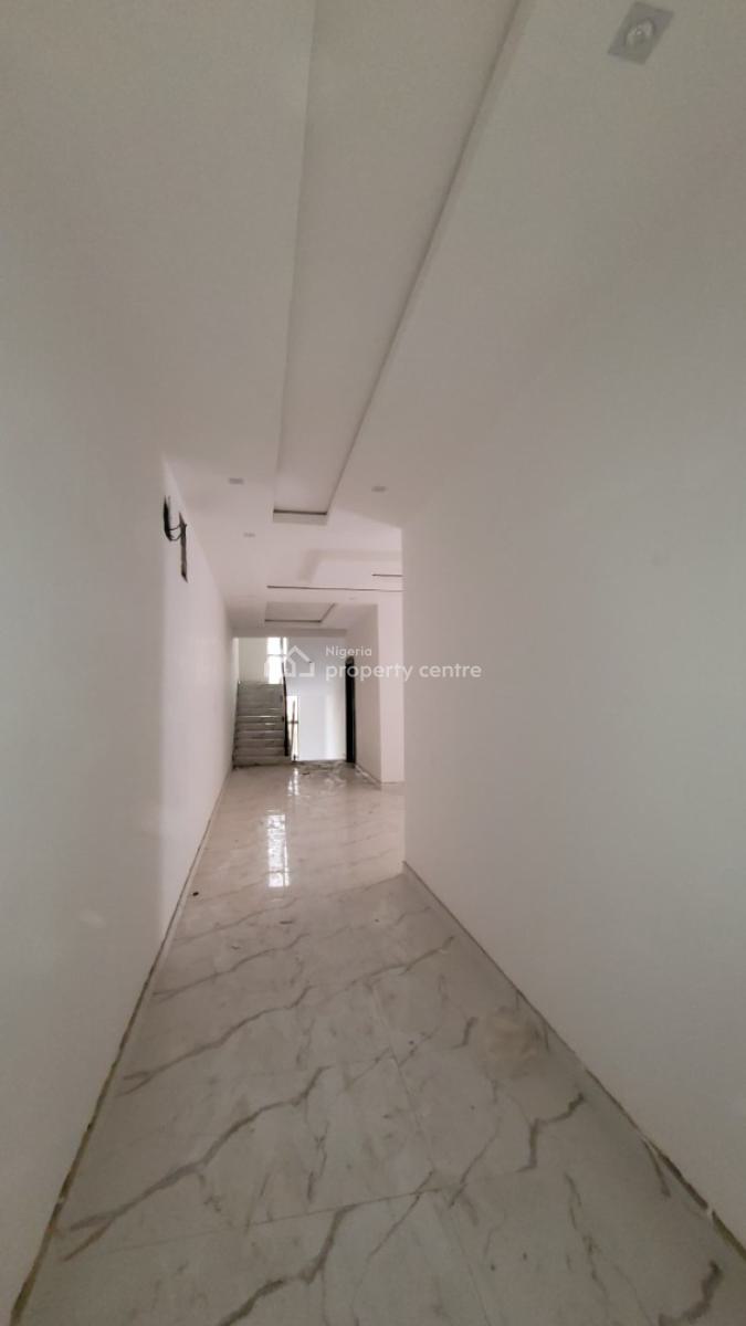 4 Bedroom Semi Detached Duplex with a Room Bq, Kolapo Ishola Gra, Akobo, Ibadan, Oyo, Semi-detached Duplex for Sale