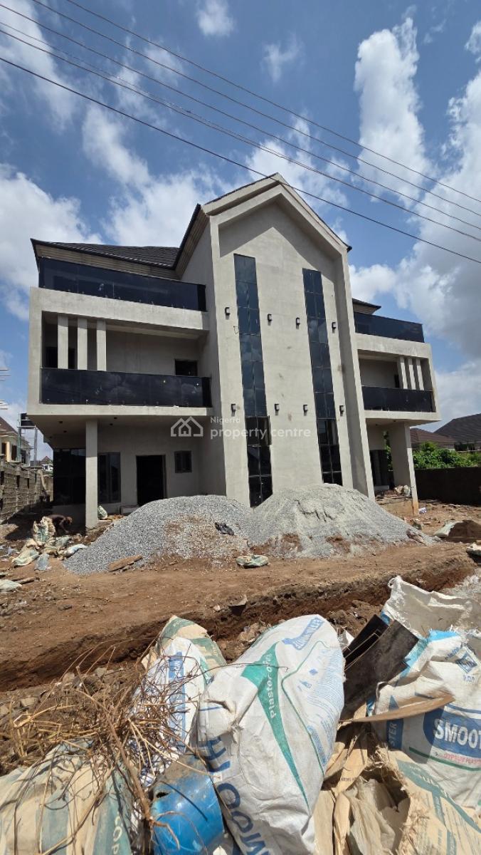 4 Bedroom Semi Detached Duplex with a Room Bq, Kolapo Ishola Gra, Akobo, Ibadan, Oyo, Semi-detached Duplex for Sale