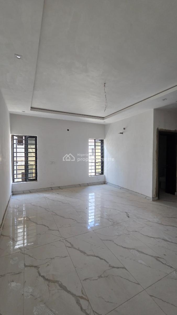 4 Bedroom Semi Detached Duplex with a Room Bq, Kolapo Ishola Gra, Akobo, Ibadan, Oyo, Semi-detached Duplex for Sale