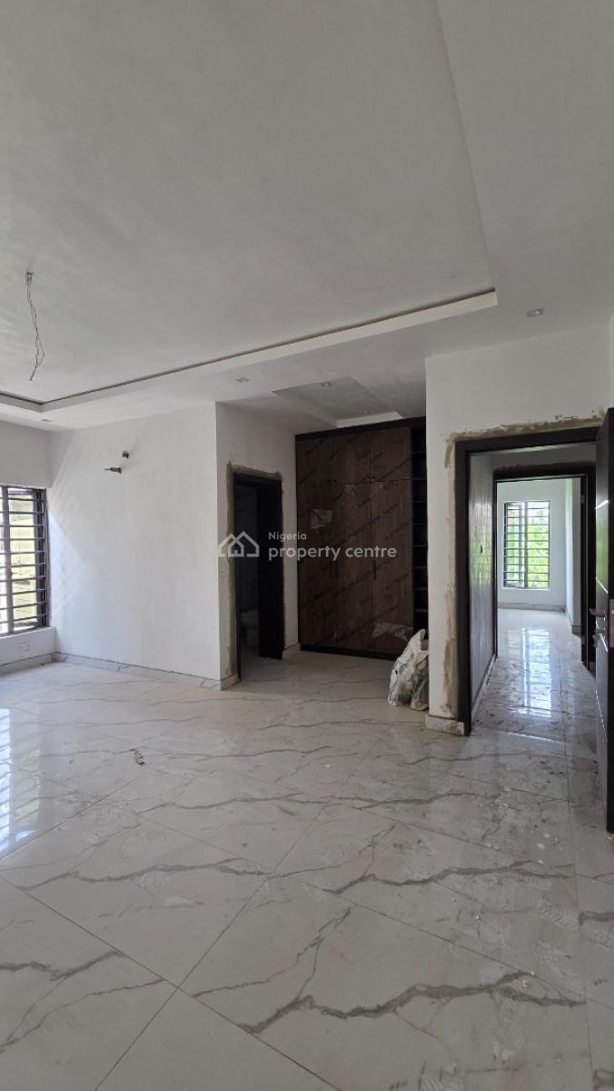 4 Bedroom Semi Detached Duplex with a Room Bq, Kolapo Ishola Gra, Akobo, Ibadan, Oyo, Semi-detached Duplex for Sale