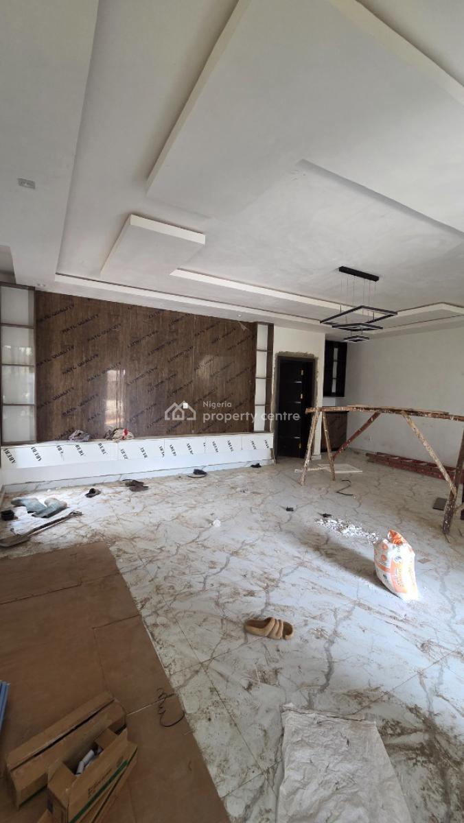 4 Bedroom Semi Detached Duplex with a Room Bq, Kolapo Ishola Gra, Akobo, Ibadan, Oyo, Semi-detached Duplex for Sale