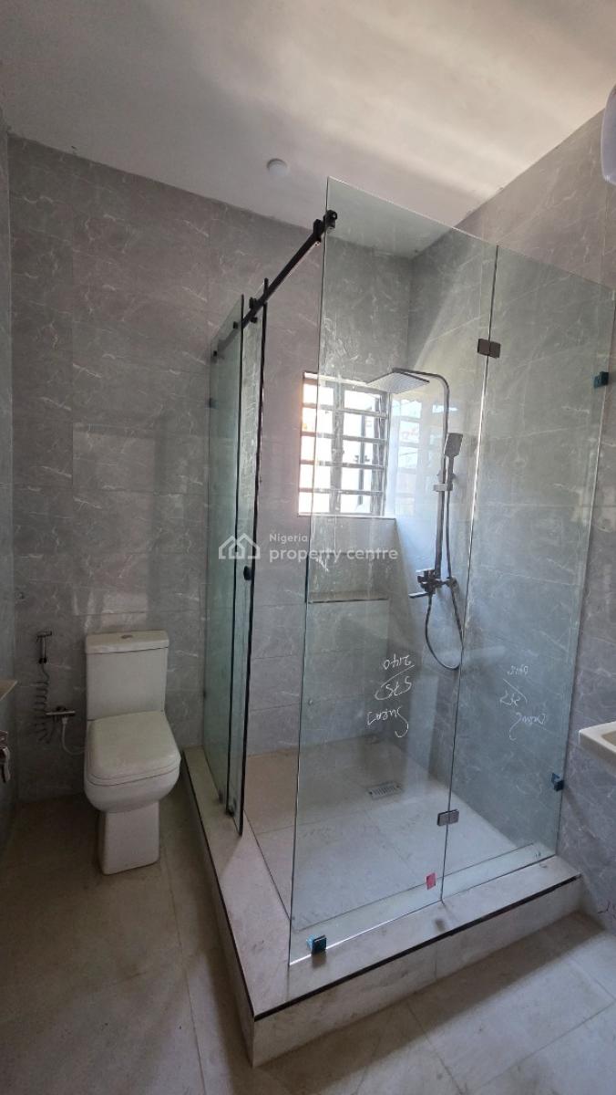 4 Bedroom Semi Detached Duplex with a Room Bq, Kolapo Ishola Gra, Akobo, Ibadan, Oyo, Semi-detached Duplex for Sale