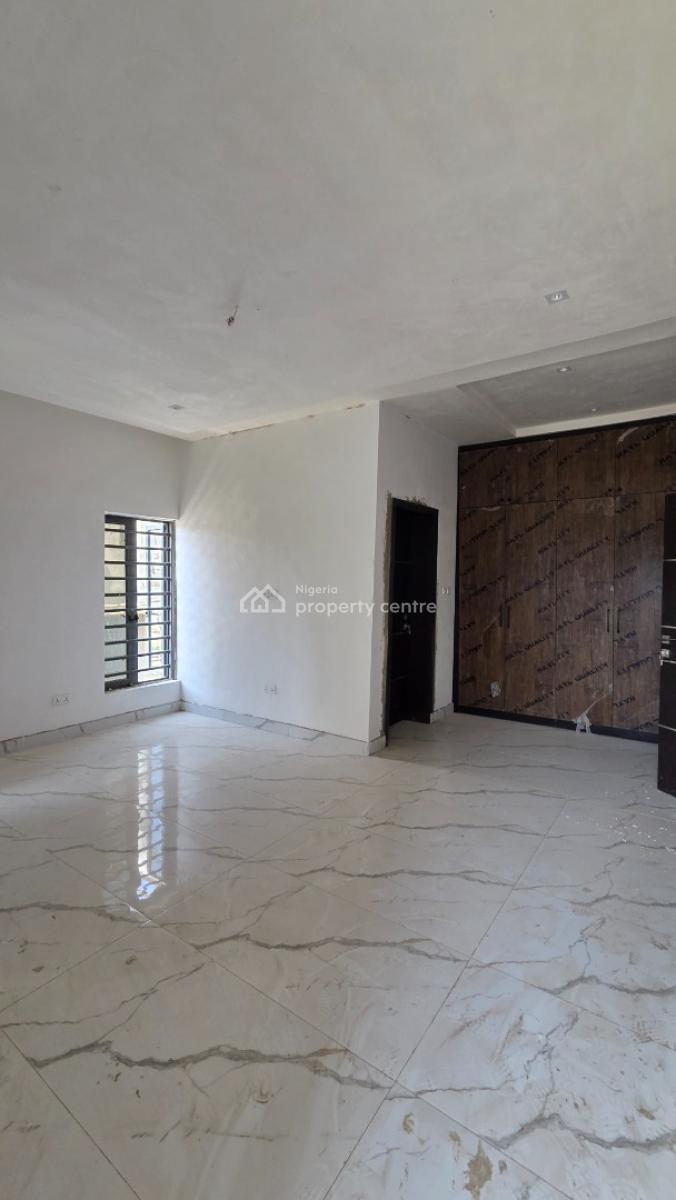 4 Bedroom Semi Detached Duplex with a Room Bq, Kolapo Ishola Gra, Akobo, Ibadan, Oyo, Semi-detached Duplex for Sale