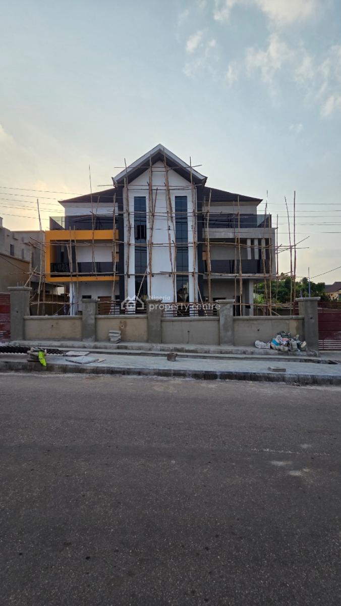 4 Bedroom Semi Detached Duplex with a Room Bq, Kolapo Ishola Gra, Akobo, Ibadan, Oyo, Semi-detached Duplex for Sale