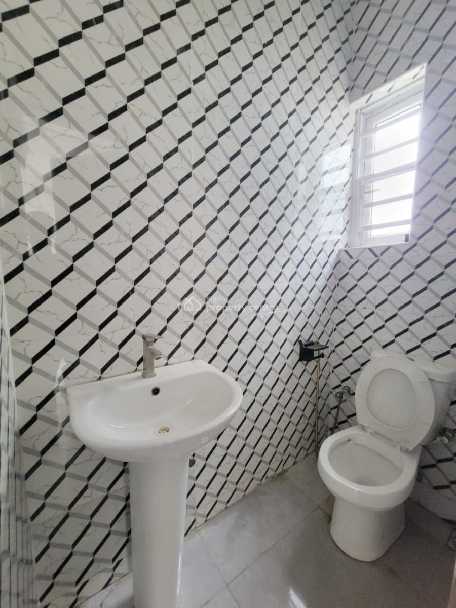 Beautiful and Standard 2bedroom Apartment, Mobil Road, Ajah, Lagos, Flat / Apartment for Rent