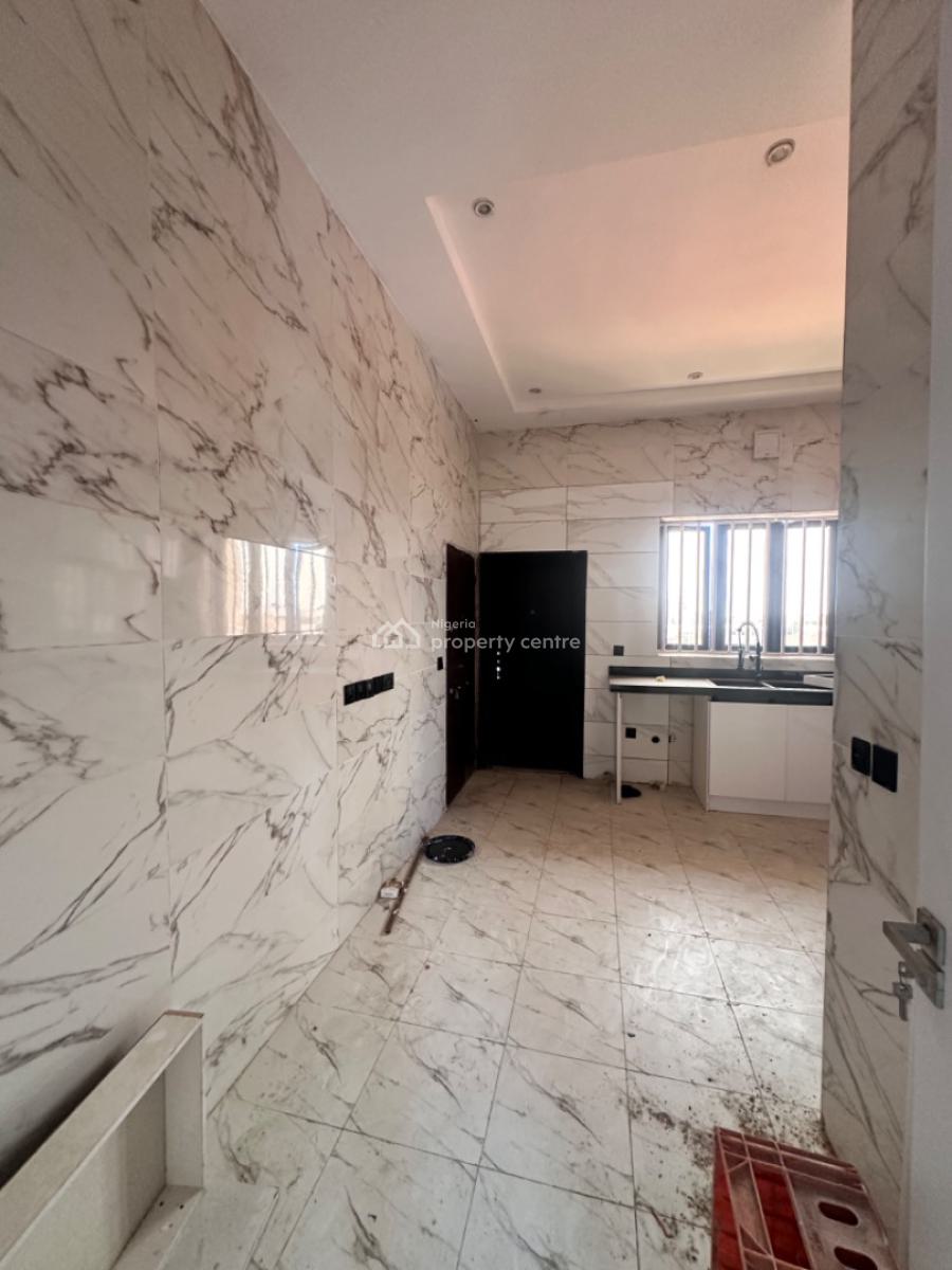 Brand New 3bedroom Apartment, Lekki Right Side Close to Oniru, Lekki Phase 1, Lekki, Lagos, Terraced Bungalow for Rent