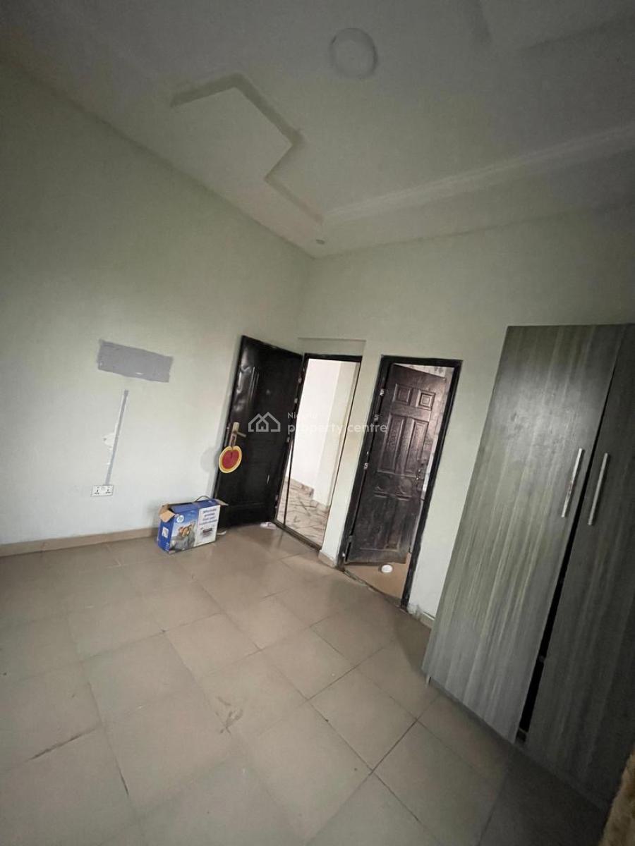 Well Maintained Mini Flat Upstairs, Lekki Atlantic Estate General Paint Ajah Lagos, Ajah, Lagos, Mini Flat (room and Parlour) for Rent