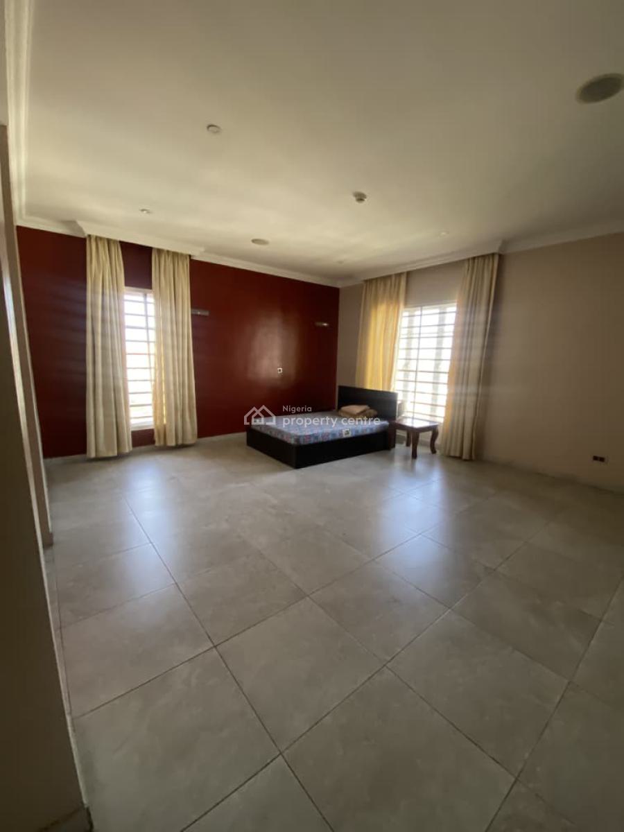 Well-maintained Block of 7 Units of 3-bedroom Flats, Each with Bq, Ikoyi, Lagos, Flat / Apartment for Rent