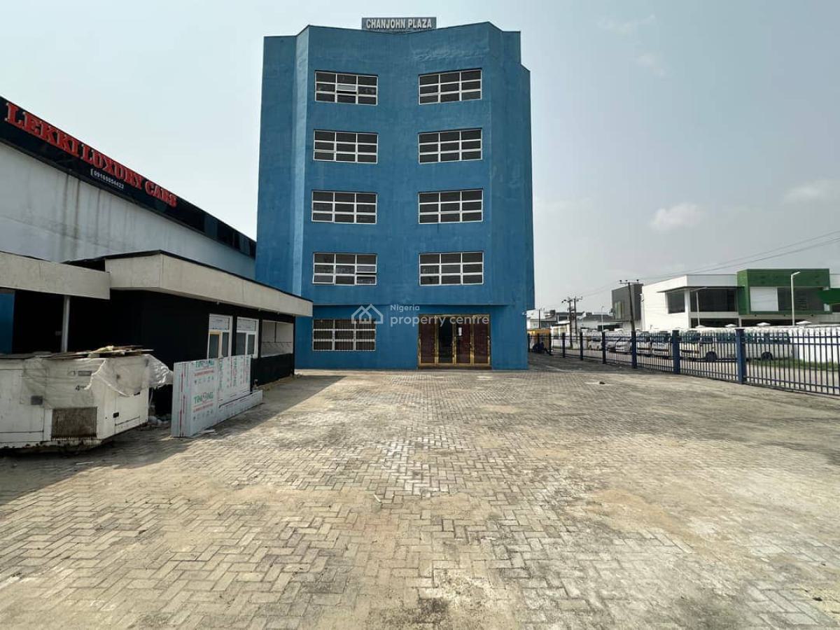 477 Sqm Prime Commercial Space on 3 Floor, Along Lekki Expressway, Lagos Nigeria, Vgc, Lekki, Lagos, Plaza / Complex / Mall for Rent