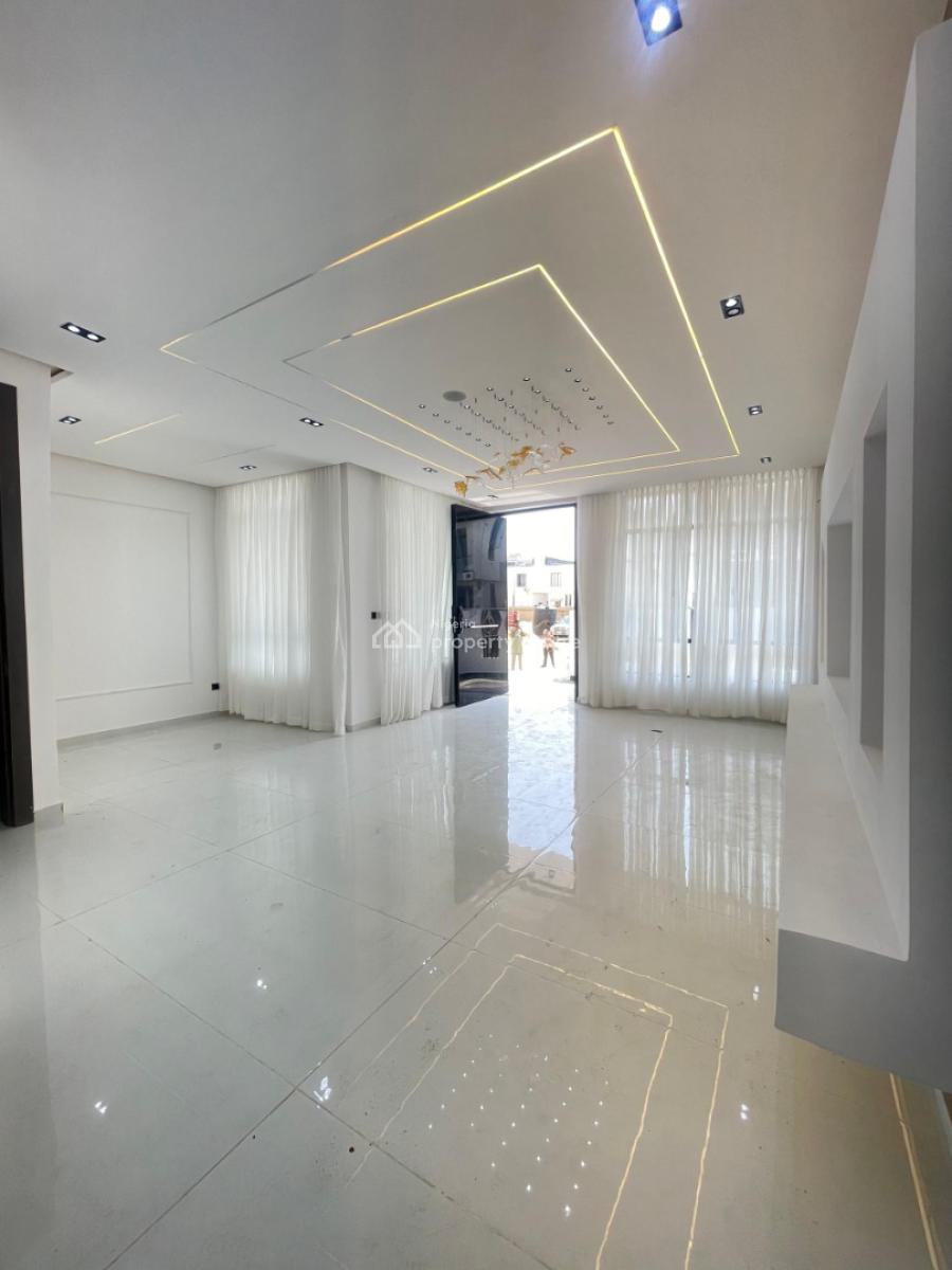 Exquisite 5 Bedroom Fully Detached Duplex with Bq and Swimming Pool, in a Prestigious Estate in The Heart of Chevron, Lekki, Lagos, Detached Duplex for Sale