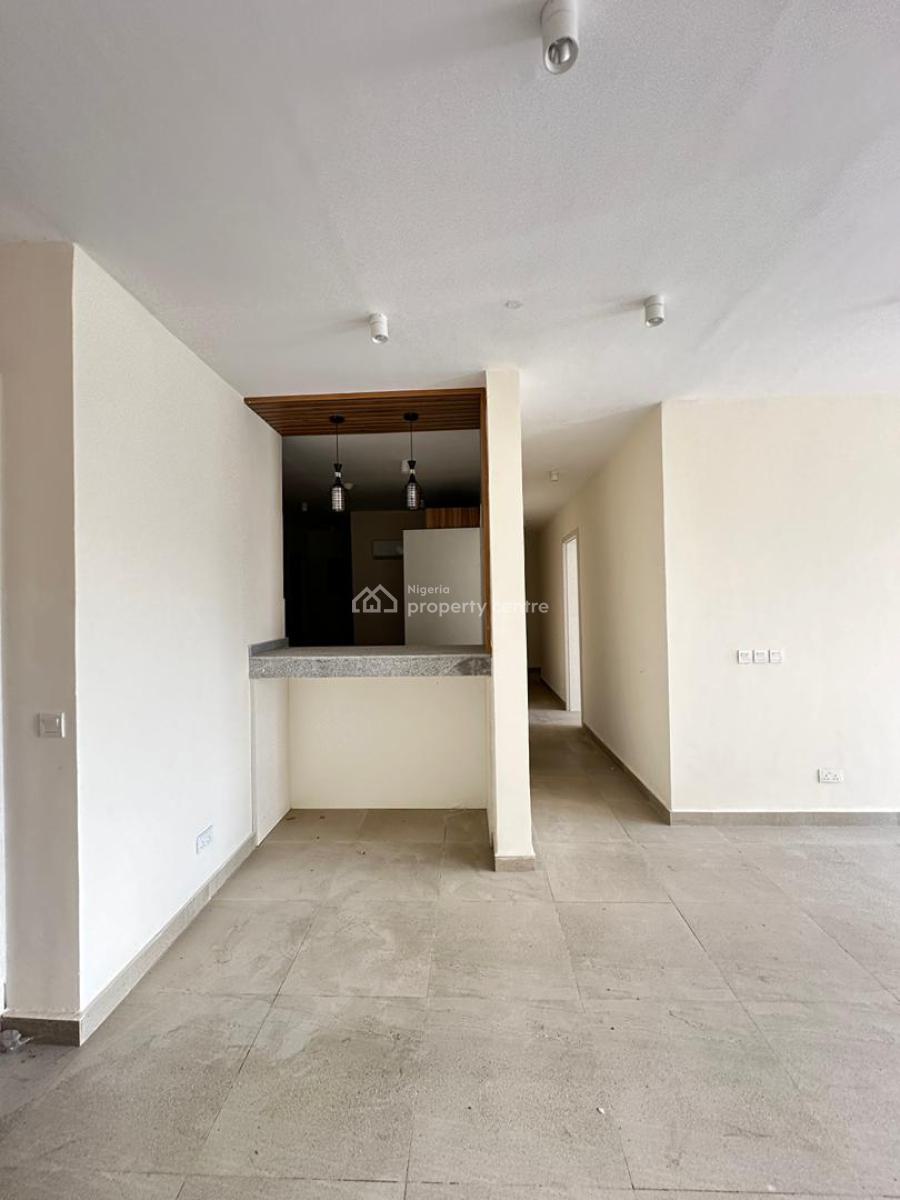 Spacious 3 Bedroom Apartment with Bq, Elevator,  Pool, Gym and Acs, in a Gated Estate in Lekki Phase 1, Lekki, Lagos, Block of Flats for Sale