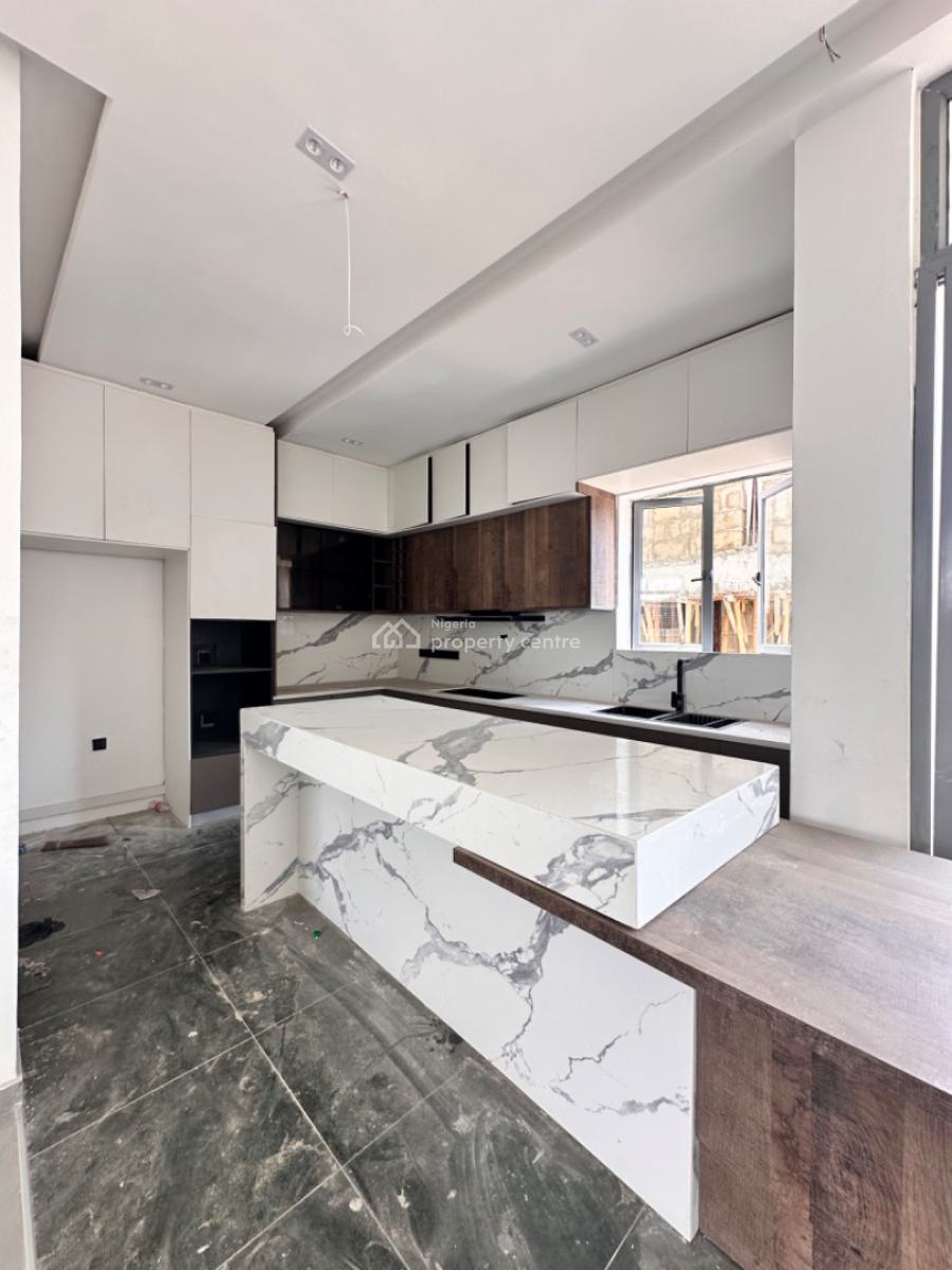 State of The Art Luxury Space in Phase 1, Off Admiralty Way, Lekki Phase 1, Lekki, Lagos, Semi-detached Duplex for Sale