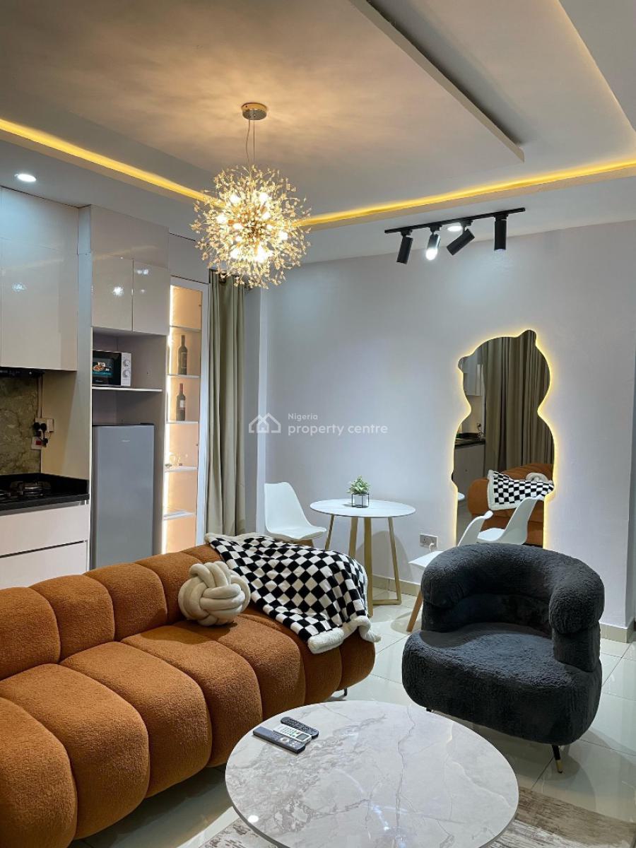 Cozy One Bedroom Flat + Ps4, Swimming Pool & Massive Balcony, Ikate, Lekki, Lagos, Mini Flat (room and Parlour) Short Let