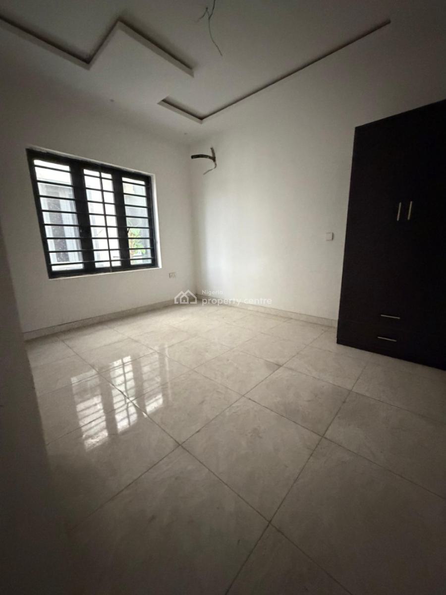 Spacious 2bedroom Flat Brand New, Secure Estate Ologolo, Lekki, Lagos, Flat / Apartment for Rent
