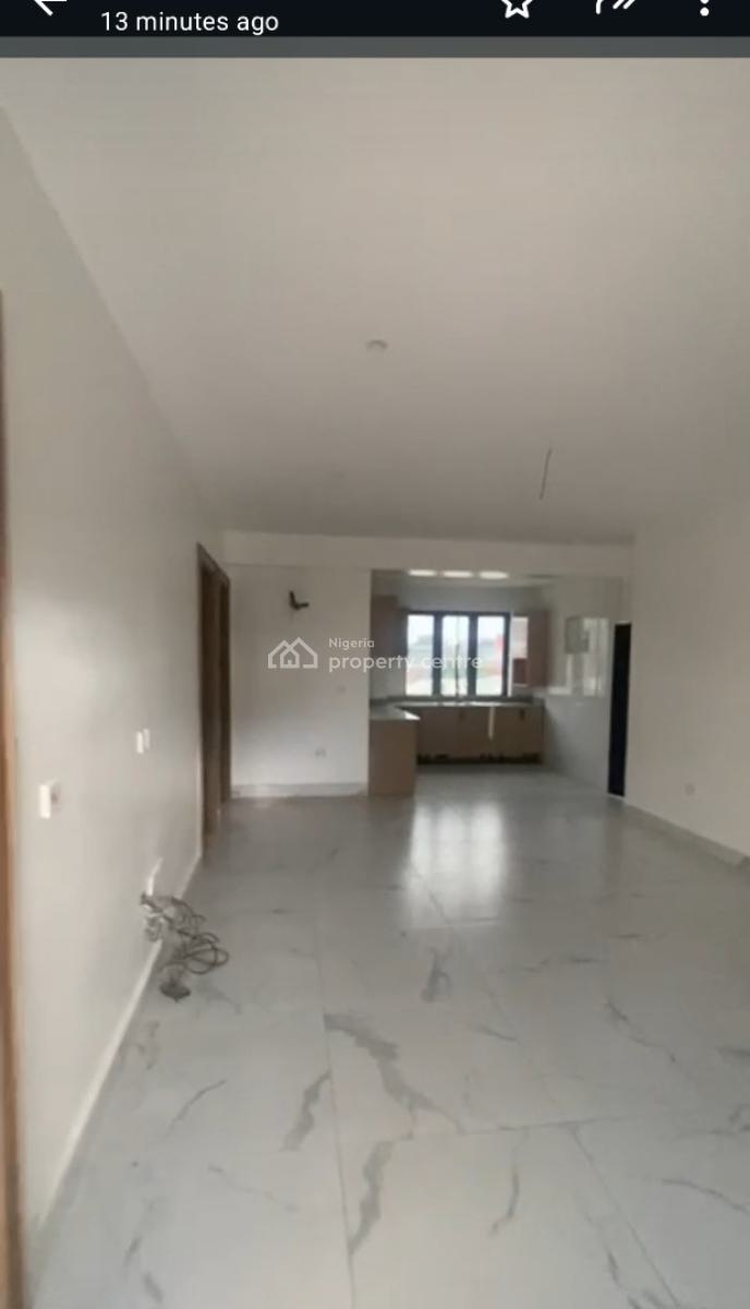 Exclusive 3 Bedrooms with Bq, Upstairs, 2nd Floor, Personal Prepaid Meter, Alagomeji, Yaba, Lagos, Flat / Apartment for Rent