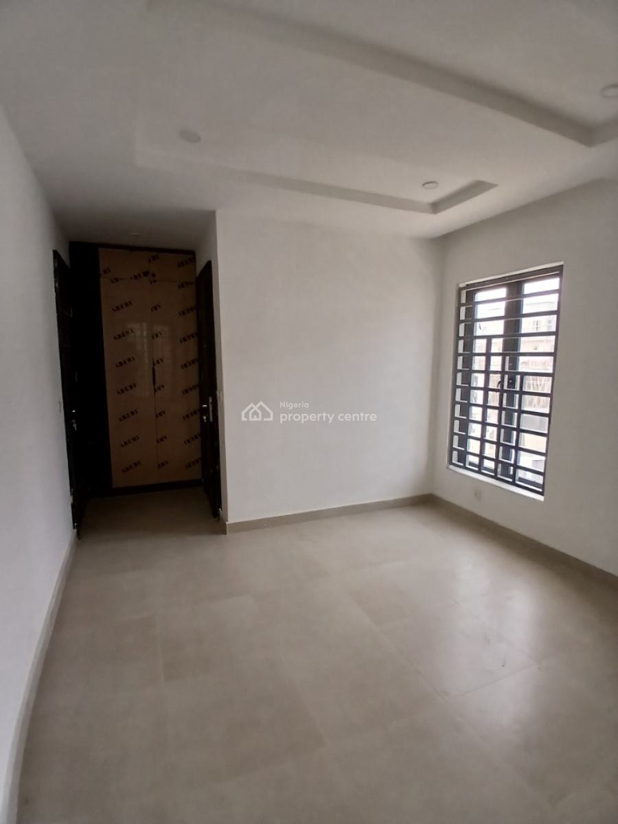 Newly Built and Serviced with 24/7 Power Supply 4 Bedroom En-suite Wit, Lekki Phase 1, Lekki, Lagos, House for Rent