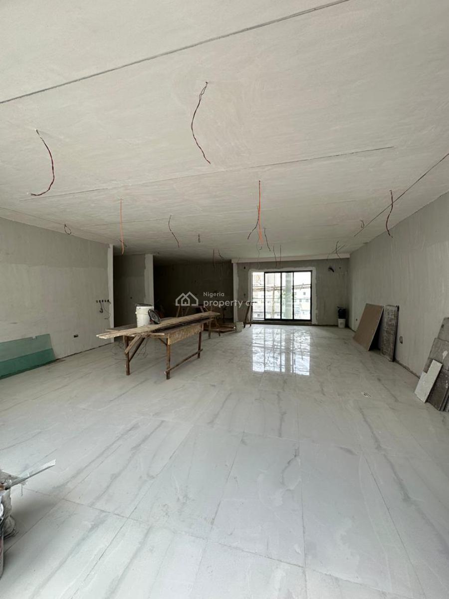 Luxury 4 Bedroom Penthouse with Elevator, Bq, Swimming Pool and Gym, Victoria Island (vi), Lagos, Block of Flats for Sale